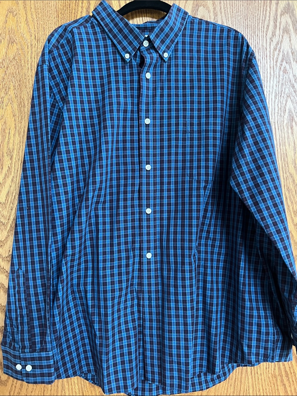 croft & barrow Blue and Black Plaid Button-Down Shirt